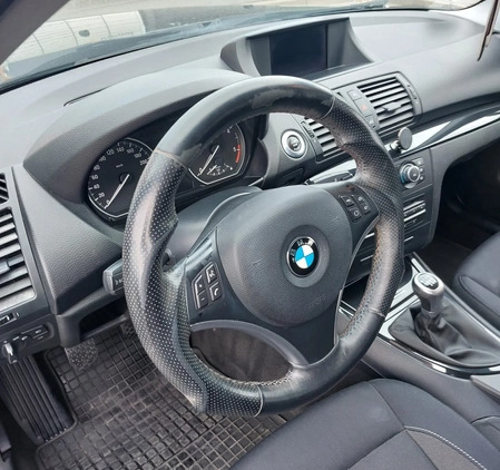 BMW Seria 1 cena 22900 przebieg: 304806, rok produkcji 2010 z Halinów małe 56